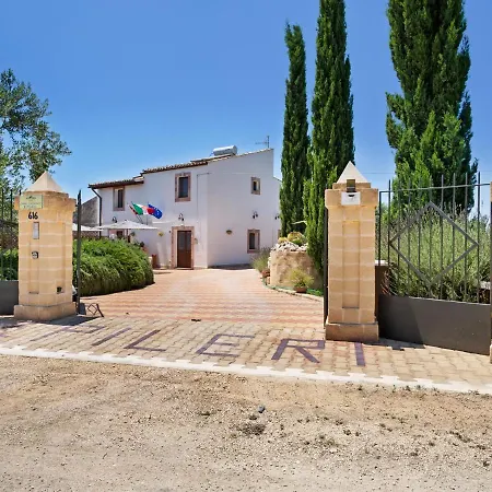 Holiday home Charming In With Swimming Pool